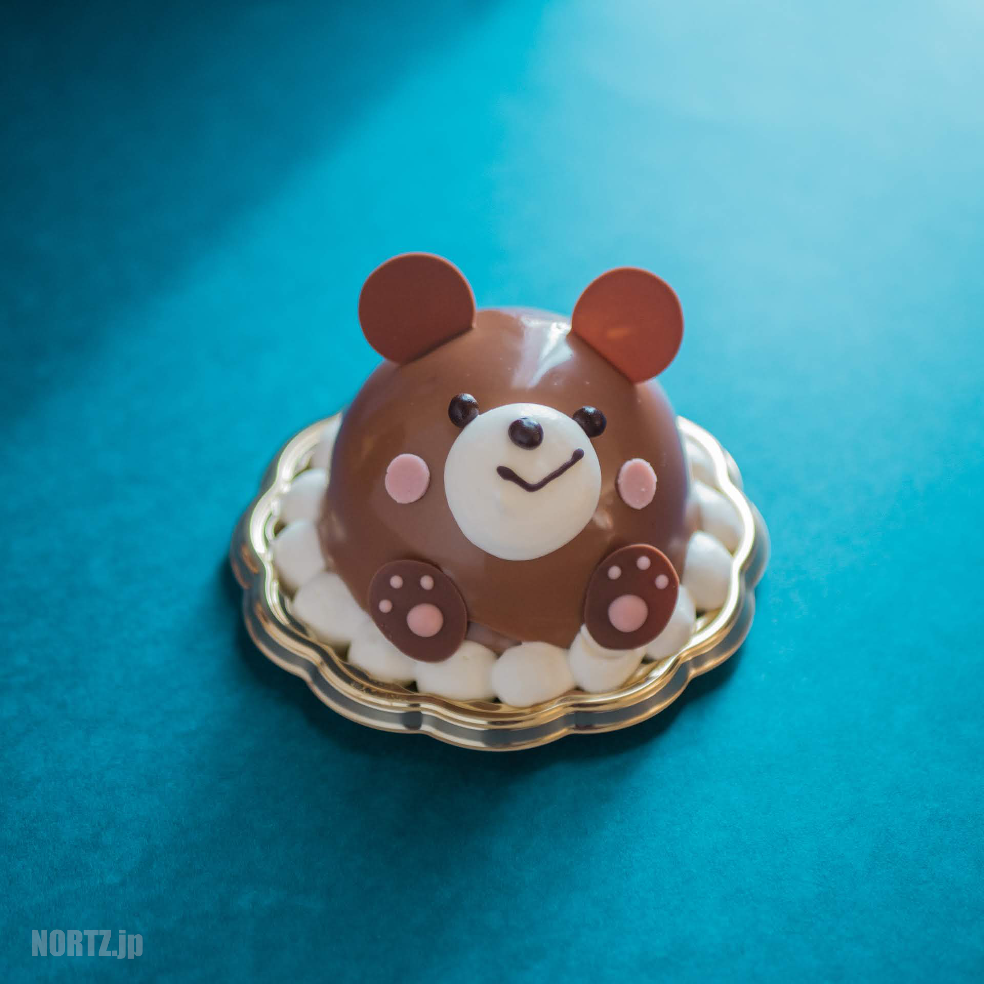 夢を描くお菓子屋さんパレット 札幌真駒内でプレゼントにもおすすめな2段ホールケーキにアニマルケーキも